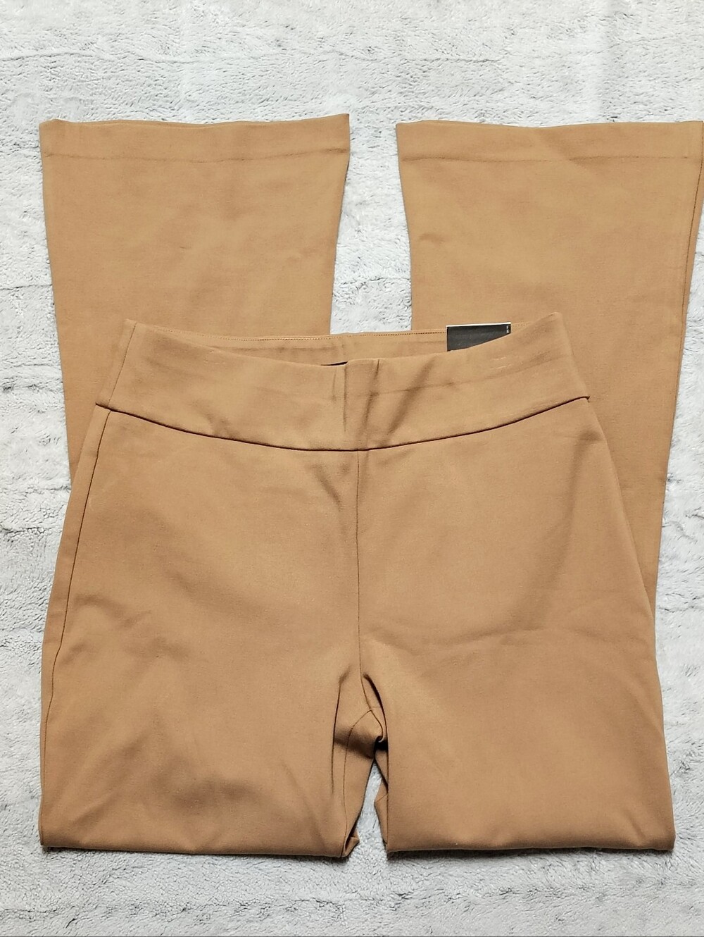 NWT Express Columnist High-rise Flare Pants Tan Luxe Comfort Knit Womens Medium - Picture 2 of 7